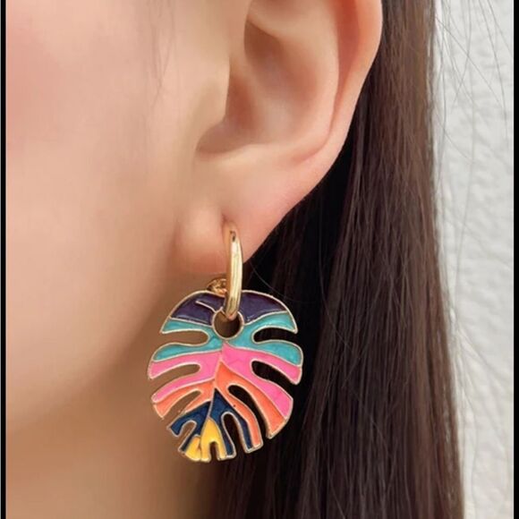Rainbow leaf hop earrings A657 - Picture 1 of 4